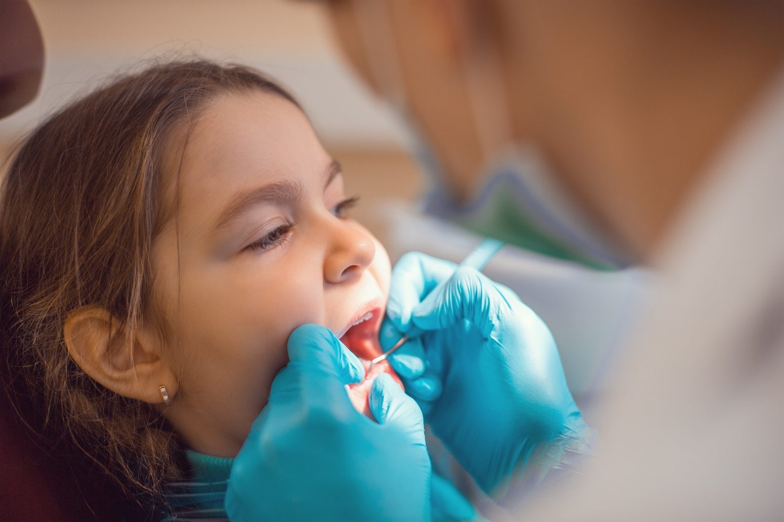 Stomatologia dziecięca — dziecko podczas wizyty